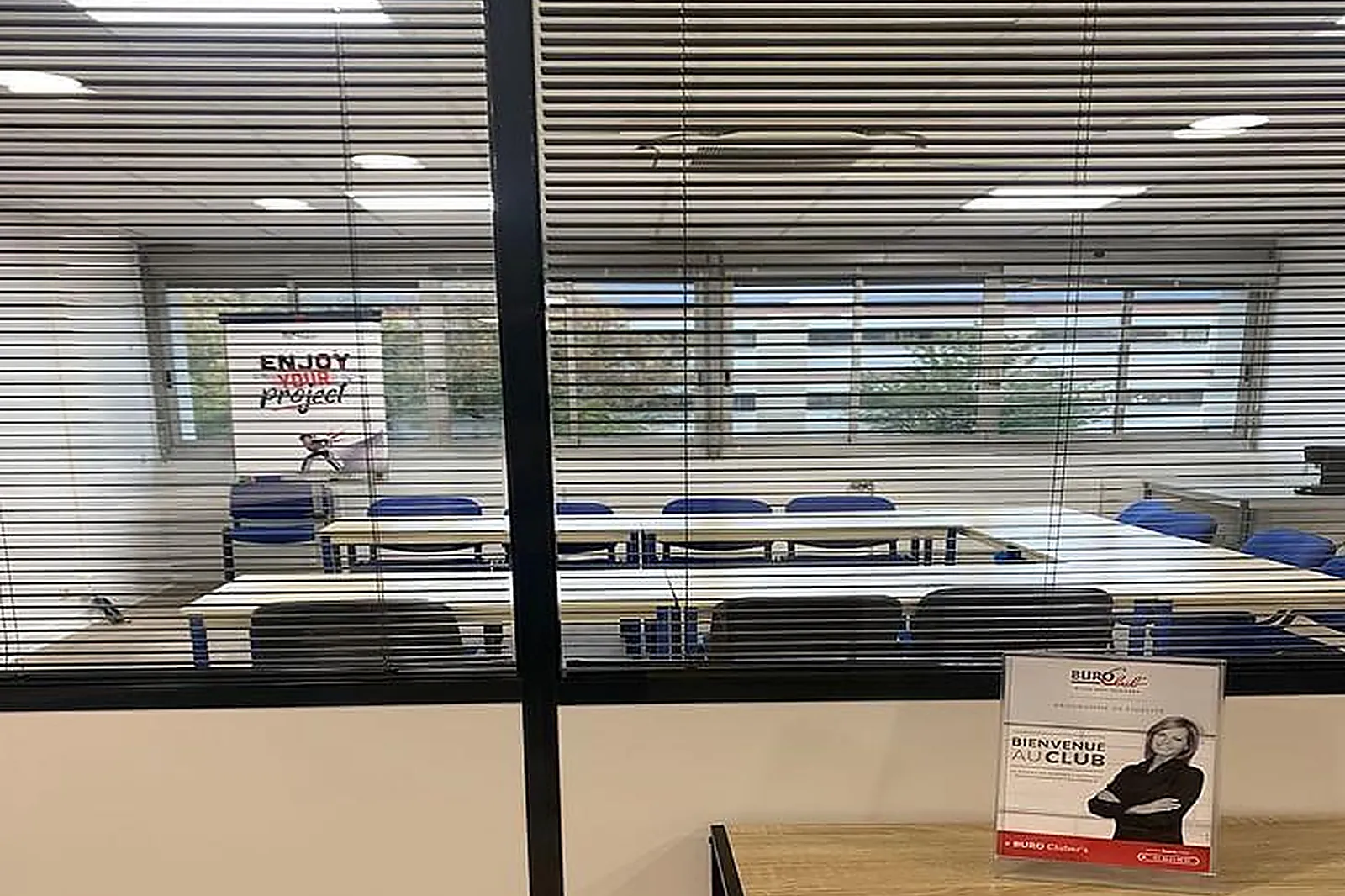 Lieux événementiels, BUROCLUB SENLIS