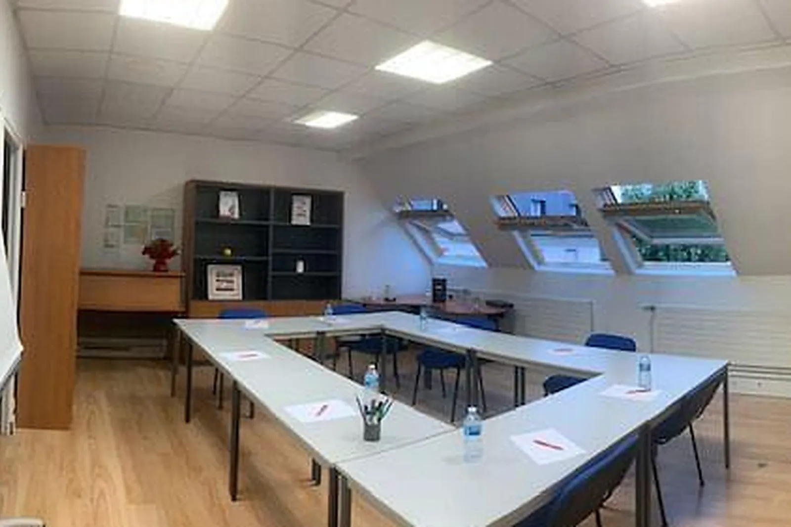 Lieux événementiels, BUROCLUB SENLIS