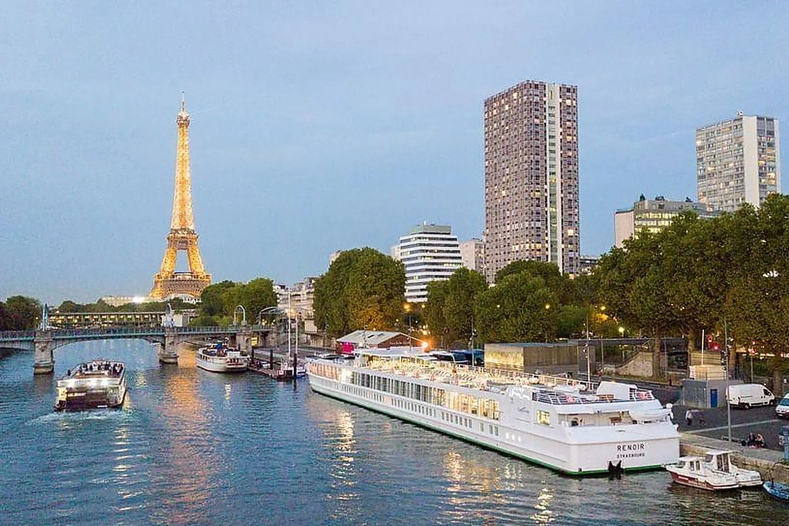Lieux événementiels, BUSINESS BOAT