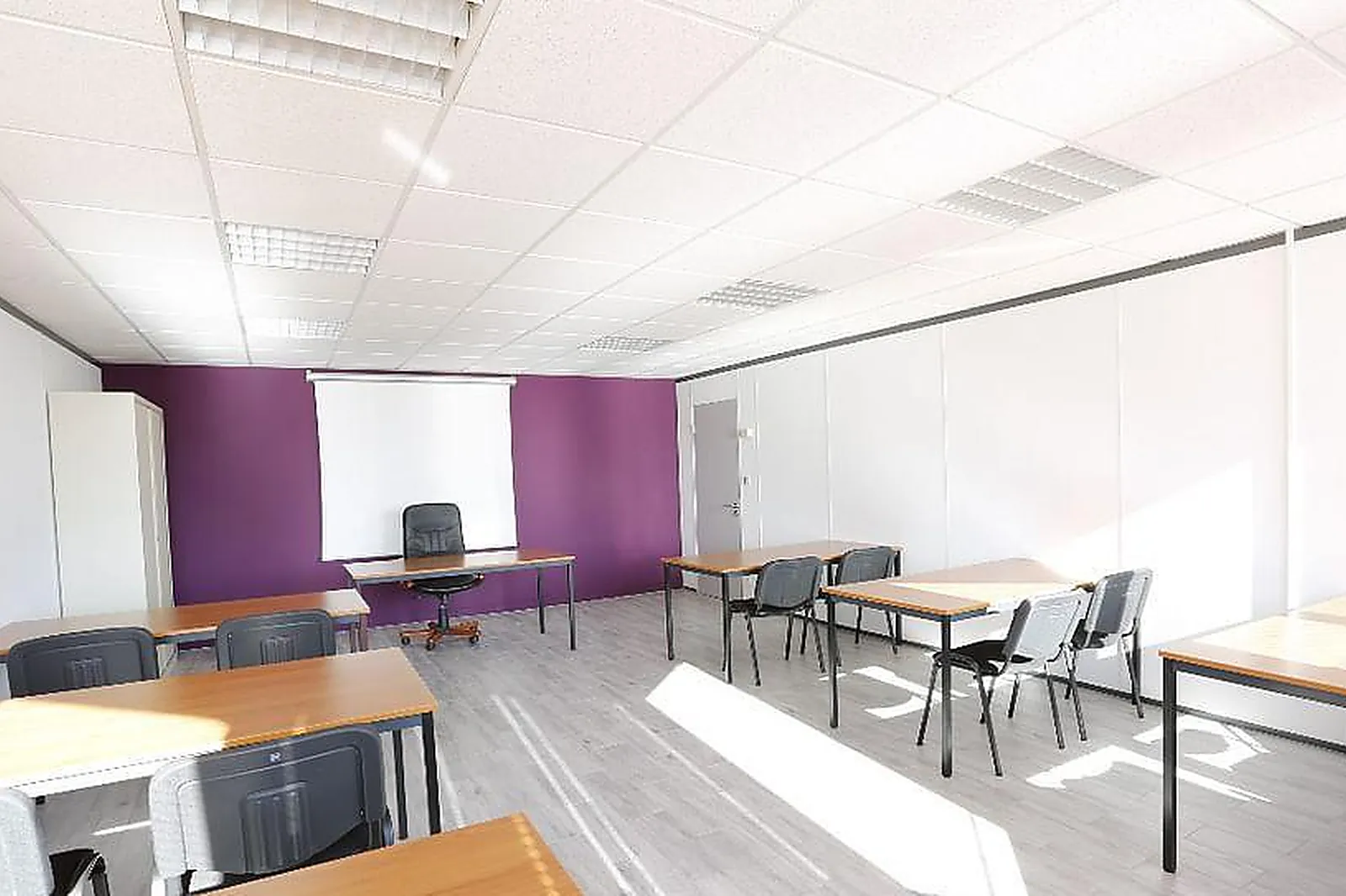 Lieux événementiels, NEWTON OFFICES - GOLF DES MILLES