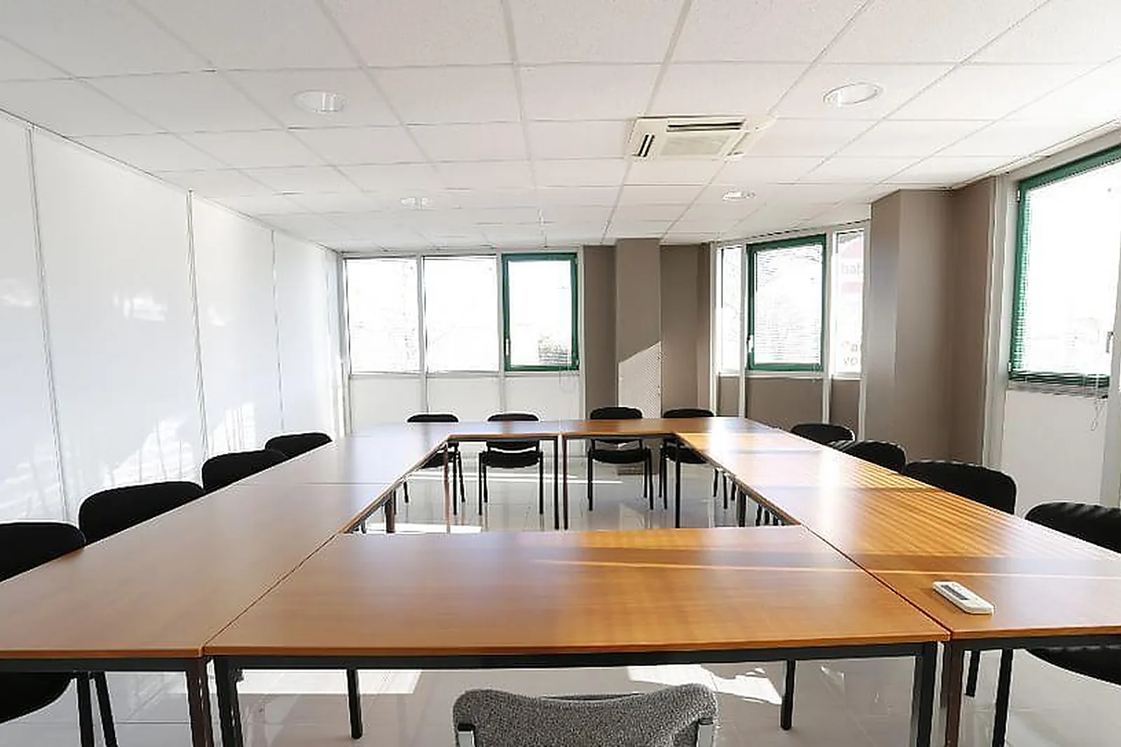 Lieux événementiels, NEWTON OFFICES - GOLF DES MILLES