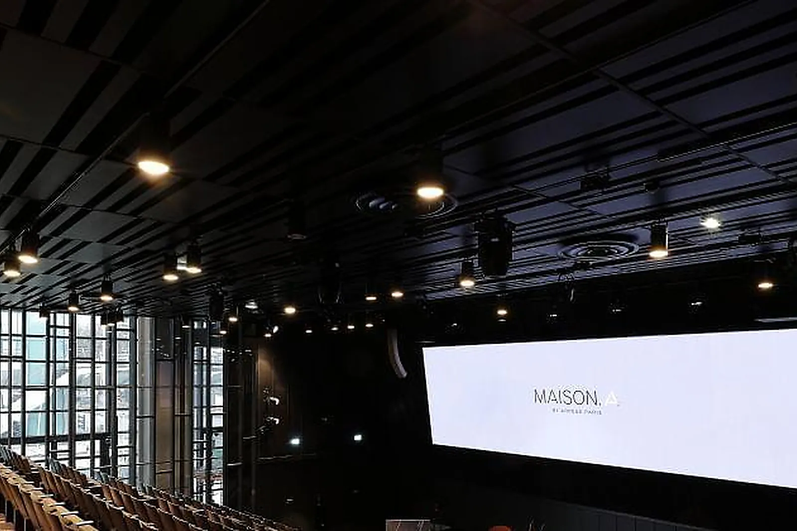 Lieux événementiels, BUSINESS CENTER METAL57