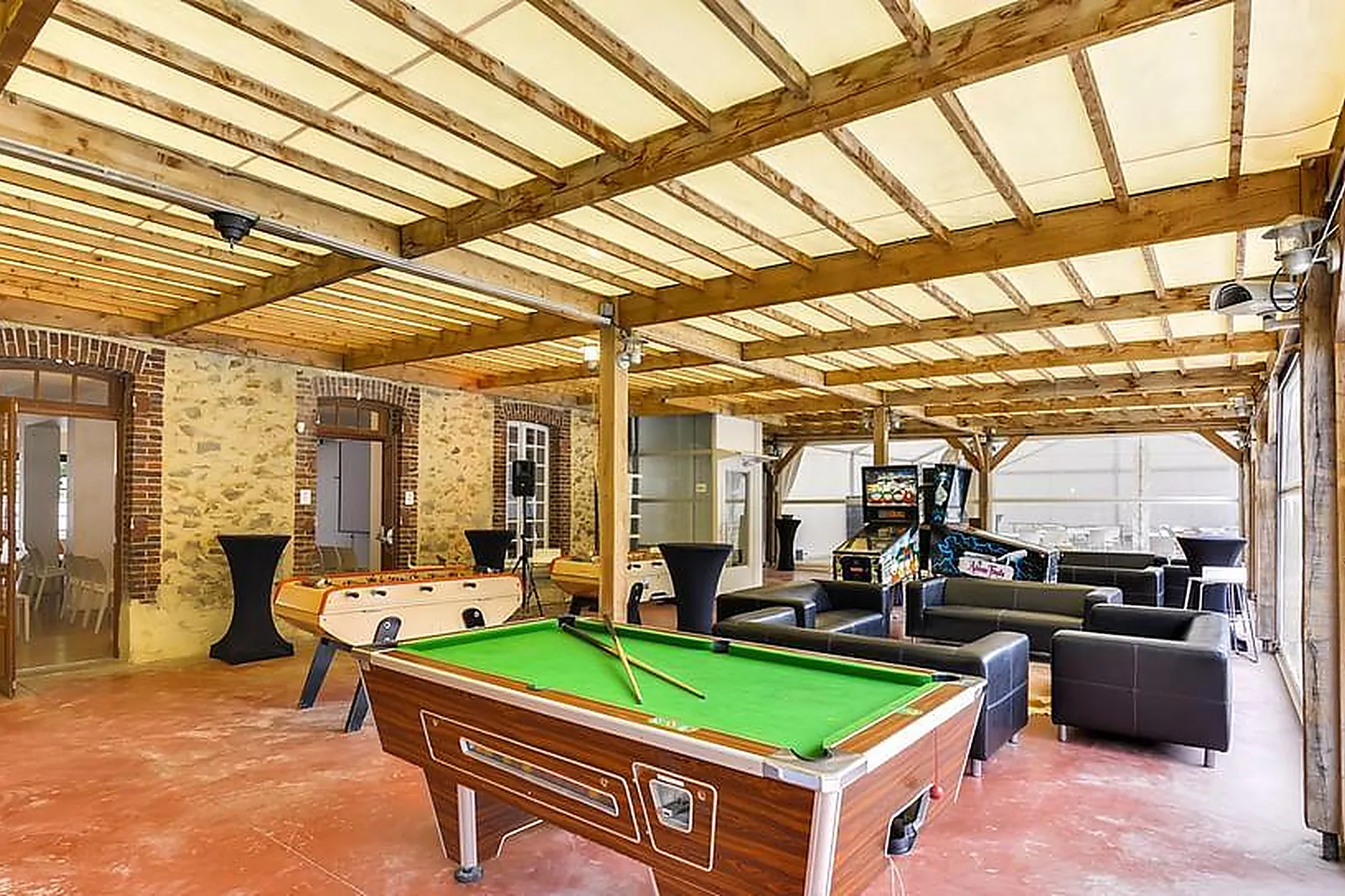 Lieux événementiels, HÔTEL CLUB MMV LES MÉLÈZES ****