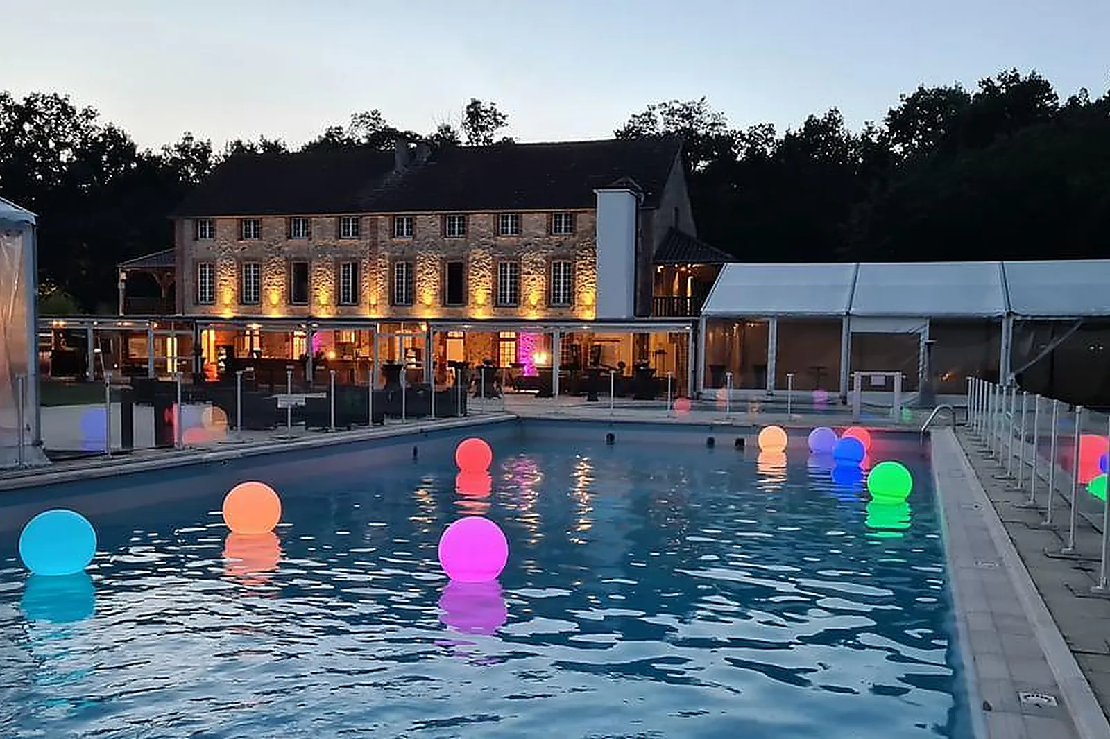 Lieux événementiels, HÔTEL CLUB MMV LES MÉLÈZES ****