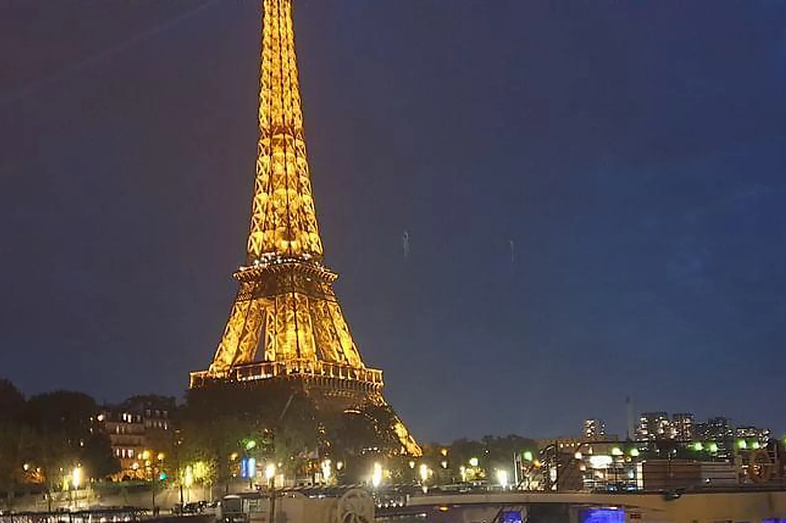 Lieux événementiels, BÂTEAU CHANSONNIER