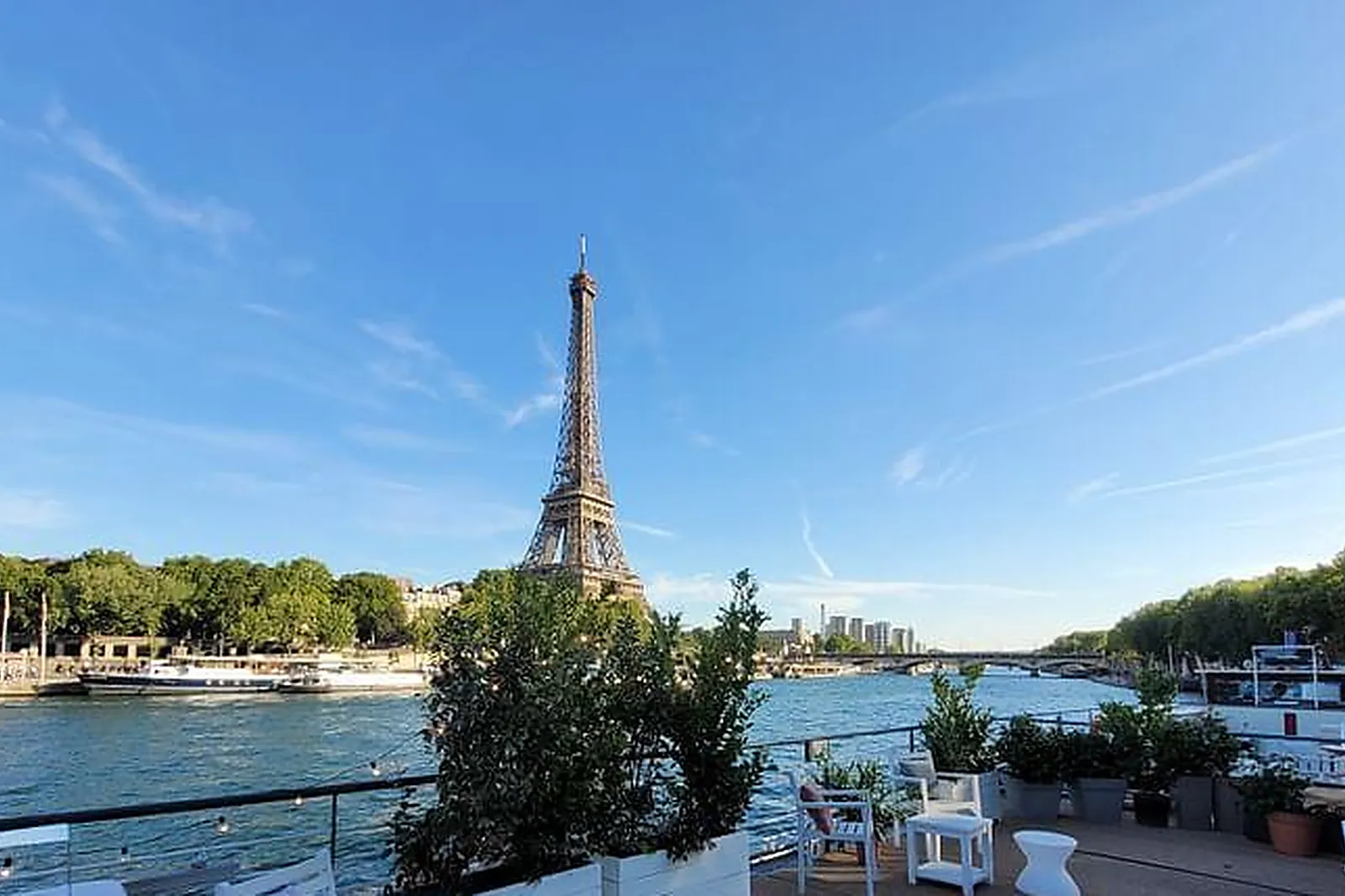 Lieux événementiels, BÂTEAU CHANSONNIER
