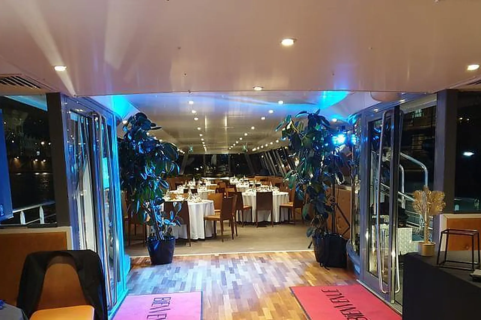 Lieux événementiels, BÂTEAU EVASION