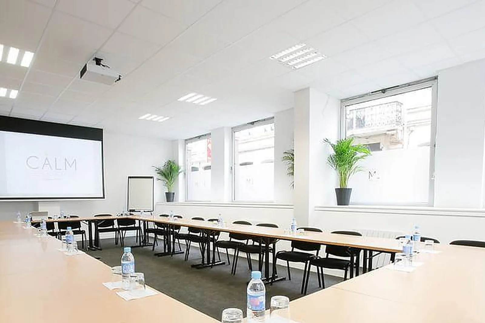 Lieux événementiels, CALM*** APPART' ET HOSTEL