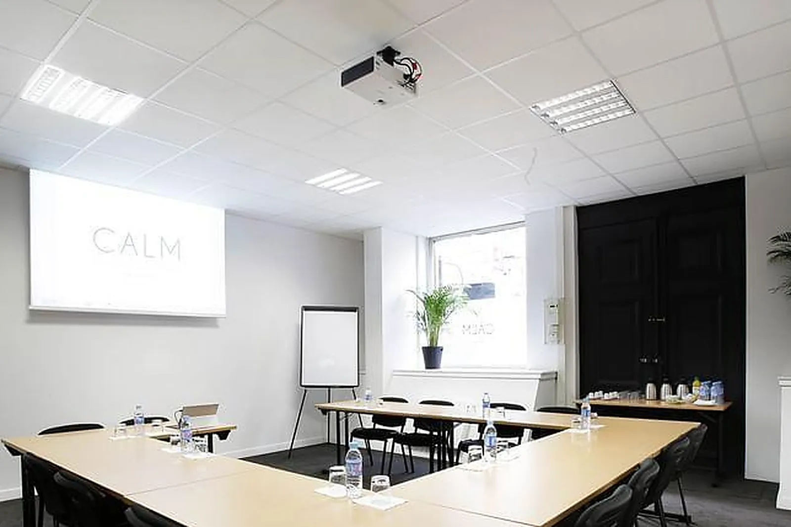 Lieux événementiels, CALM*** APPART' ET HOSTEL