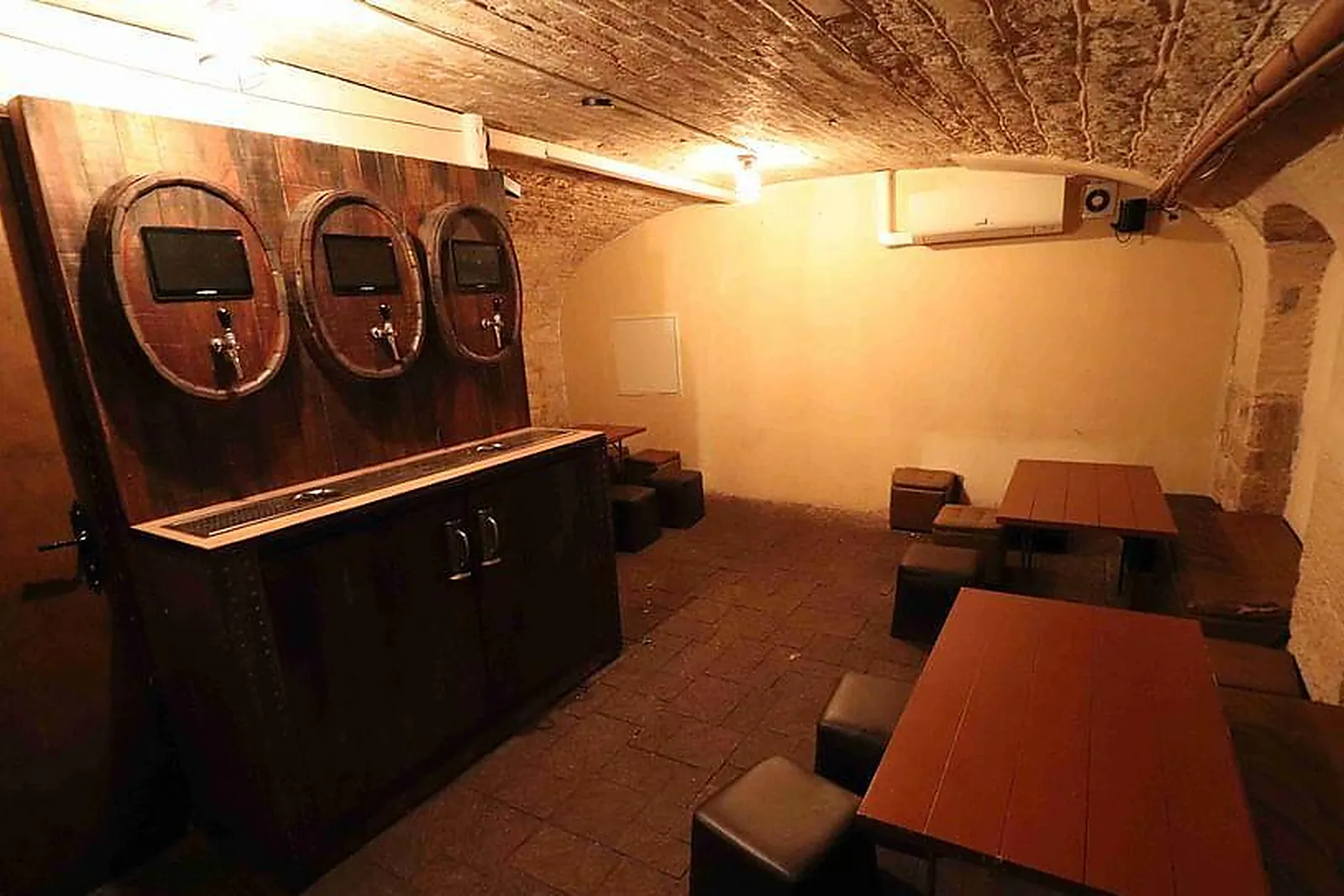 Lieux événementiels, CHOPE MOI RÉPUBLIQUE