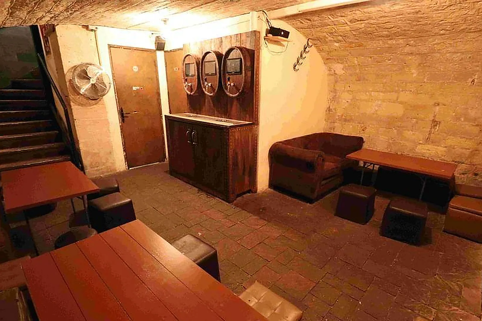 Lieux événementiels, CHOPE MOI RÉPUBLIQUE