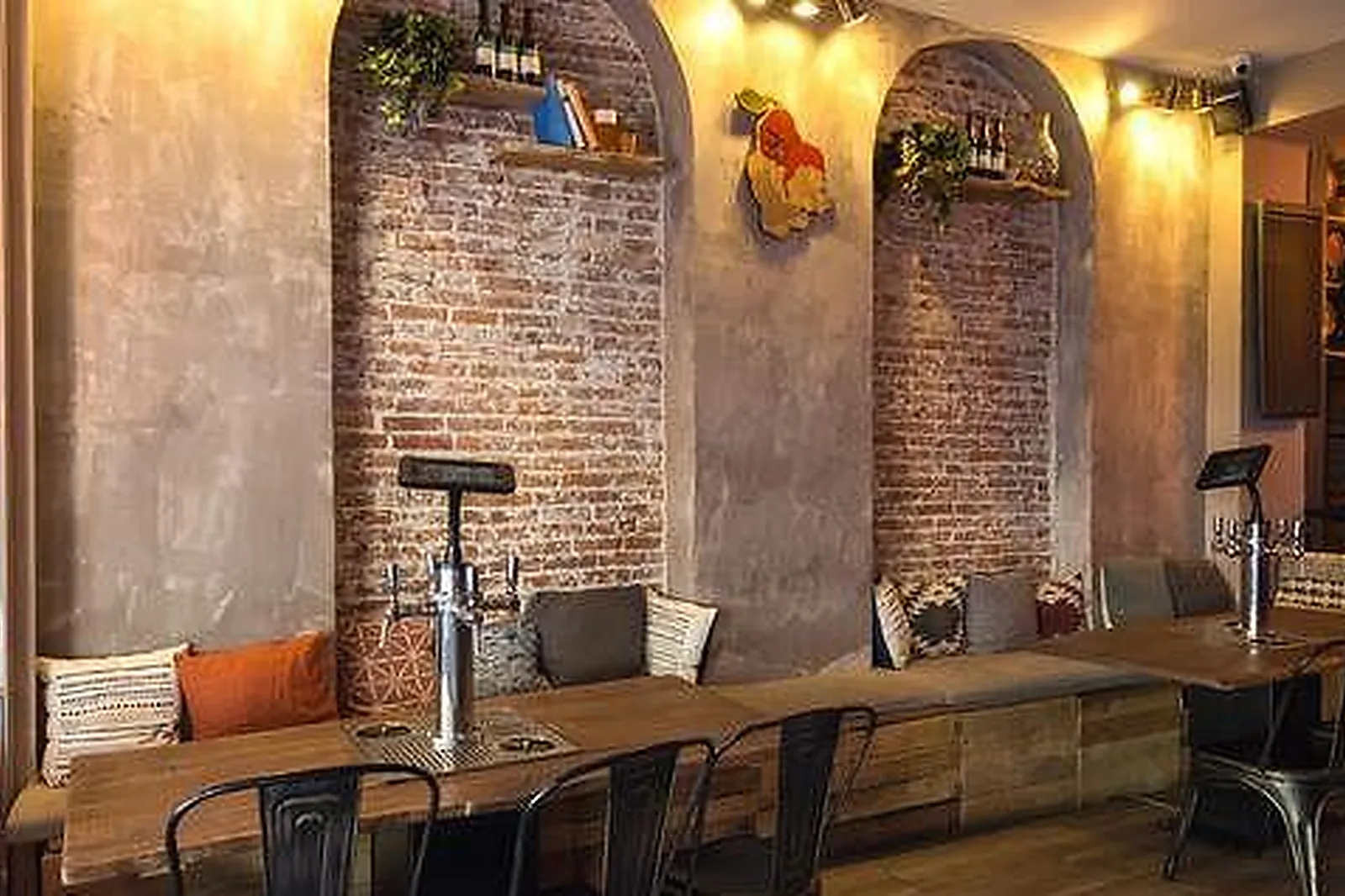 Lieux événementiels, CHOPE MOI RÉPUBLIQUE