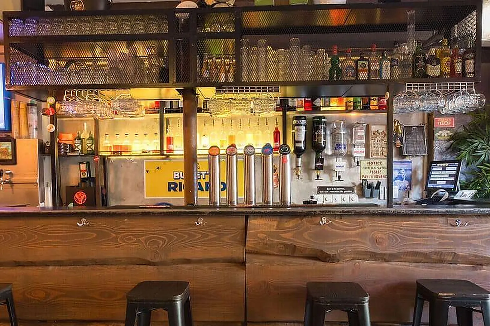 Lieux événementiels, CHOPE MOI RÉPUBLIQUE