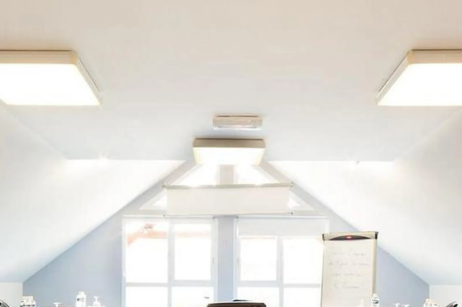 Lieux événementiels, COMFORT HOTEL LOMME ***