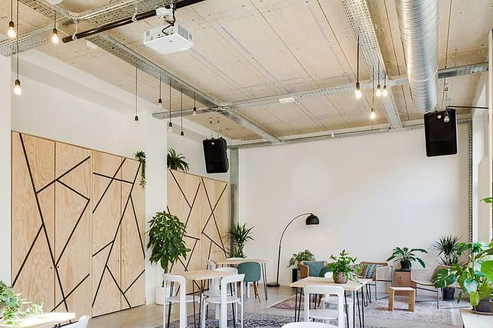 Lieux événementiels, CREATIS