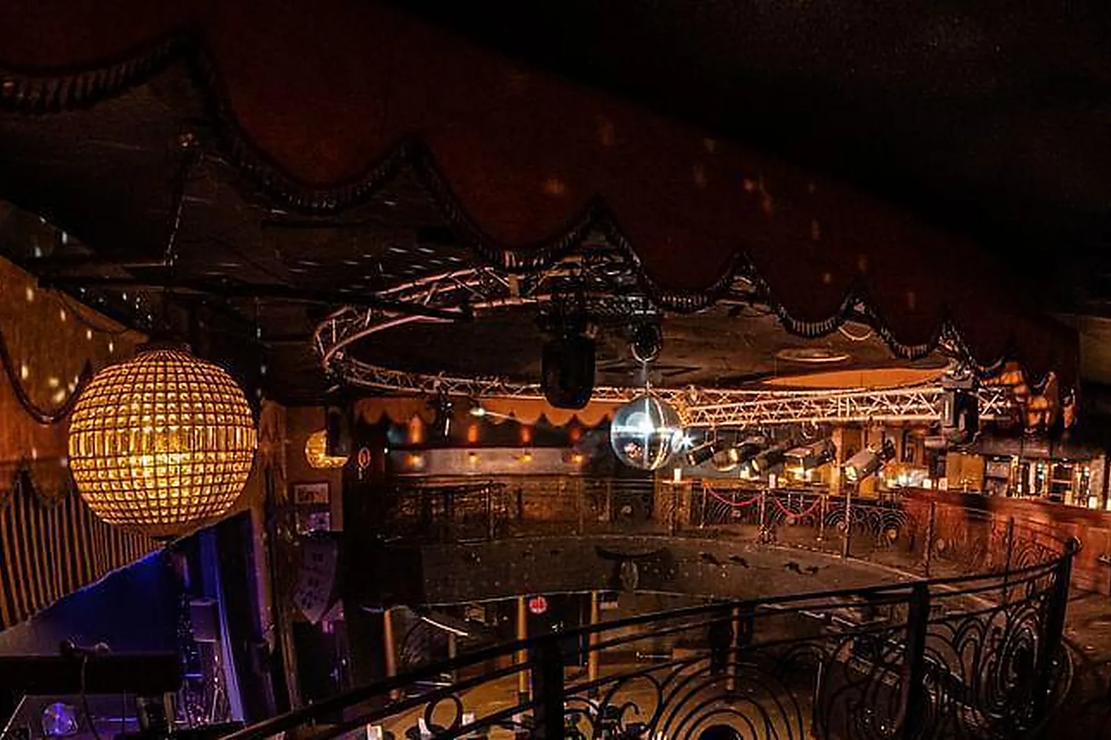 Lieux événementiels, LE COUVENT