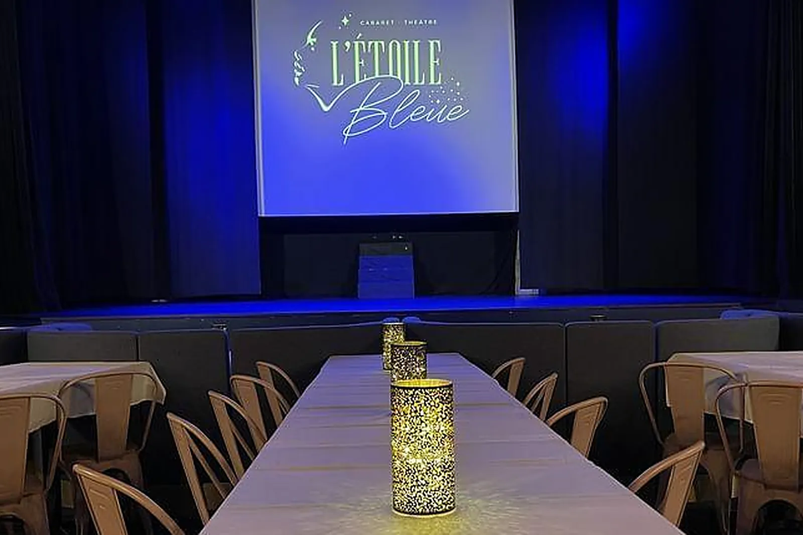Lieux événementiels, CABARET-THÉÂTRE L'ÉTOILE BLEUE