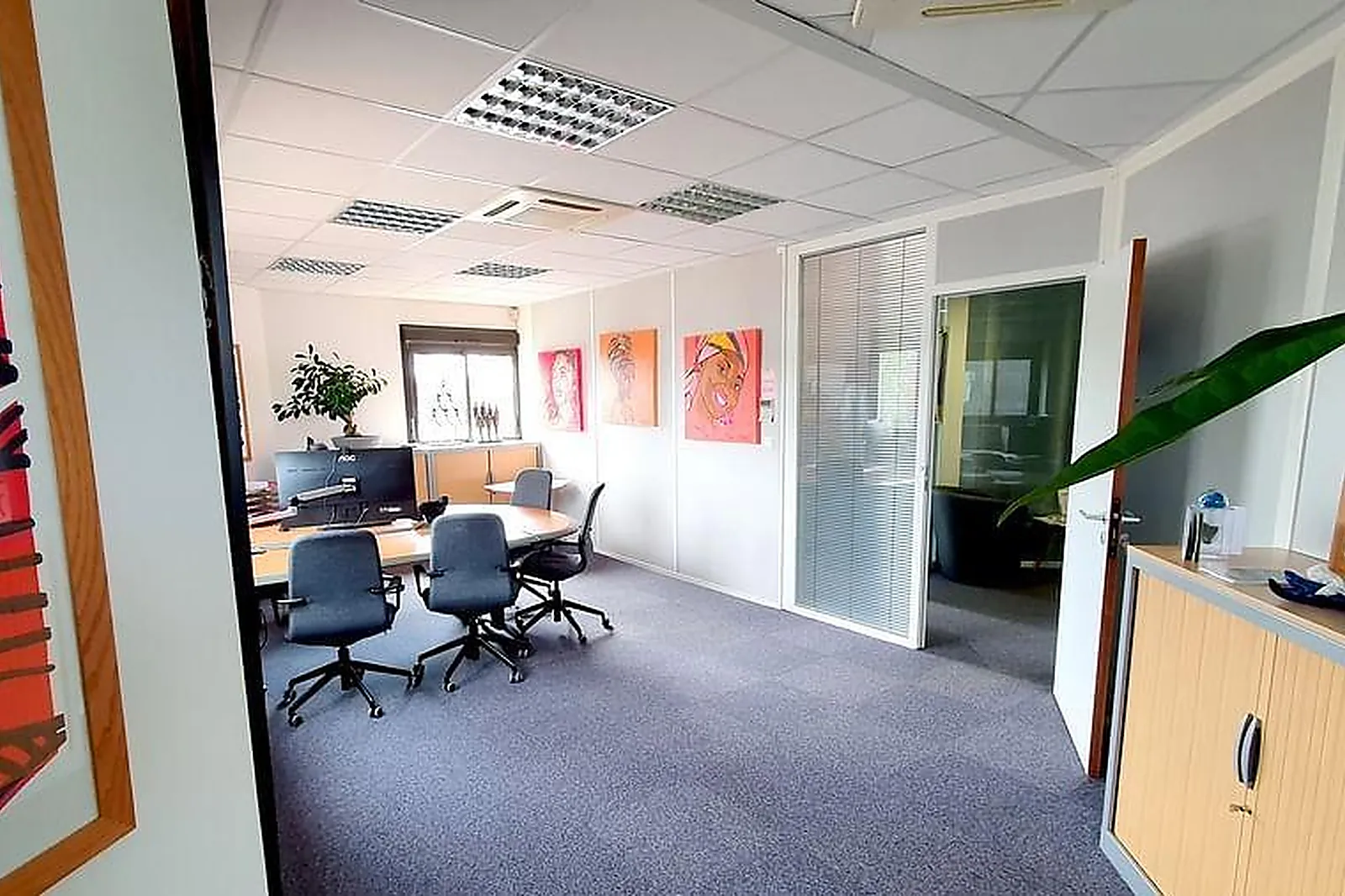 Lieux événementiels, LAC - SALLE DE RÉUNION