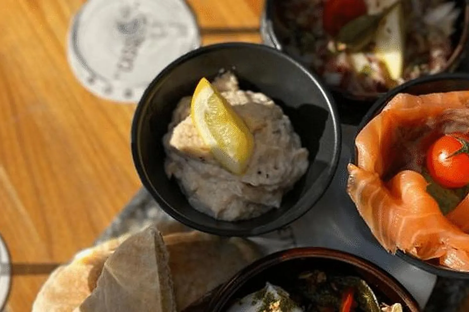 Lieux événementiels, CAFÉ CASSETTE