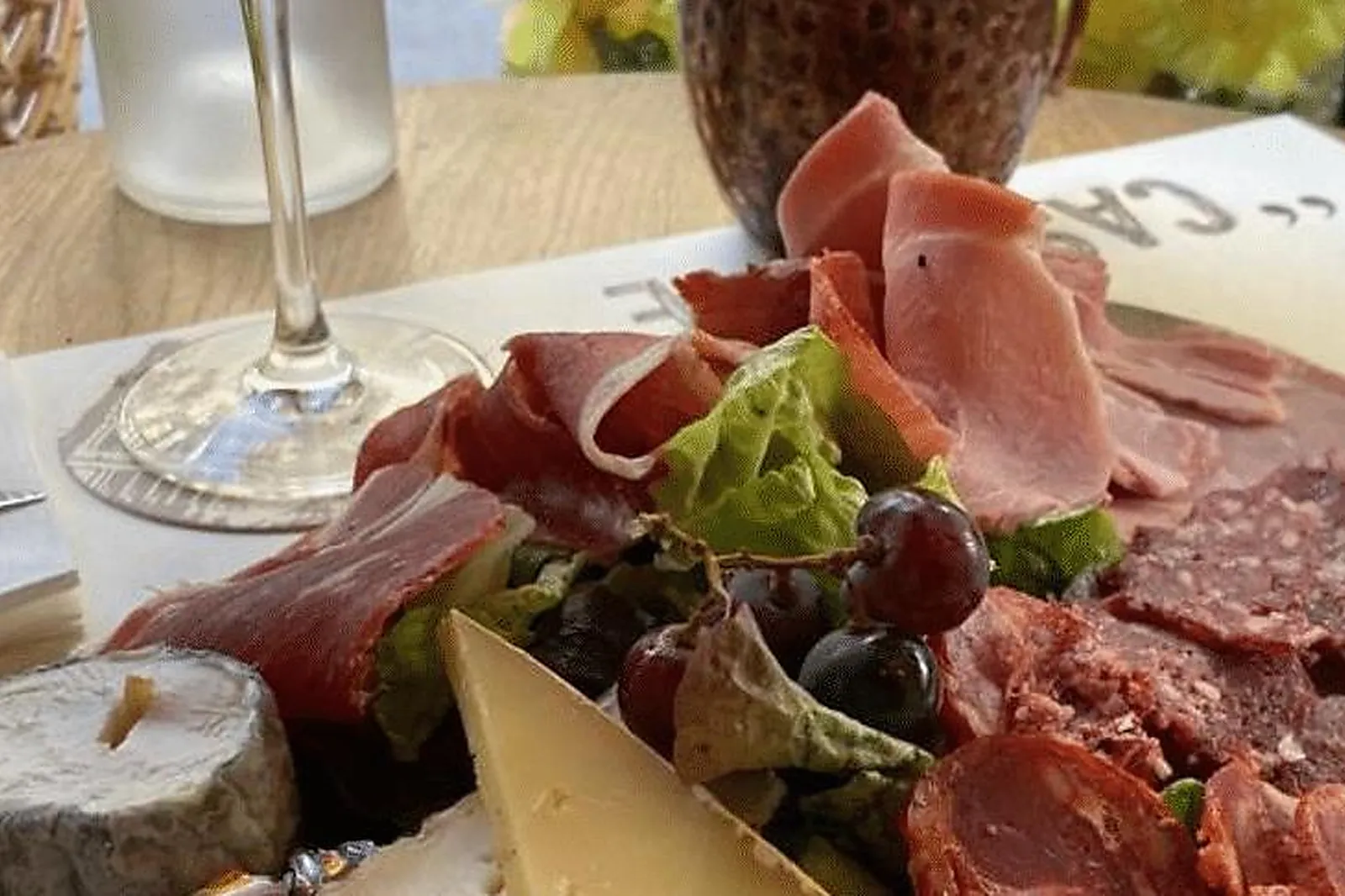 Lieux événementiels, CAFÉ CASSETTE