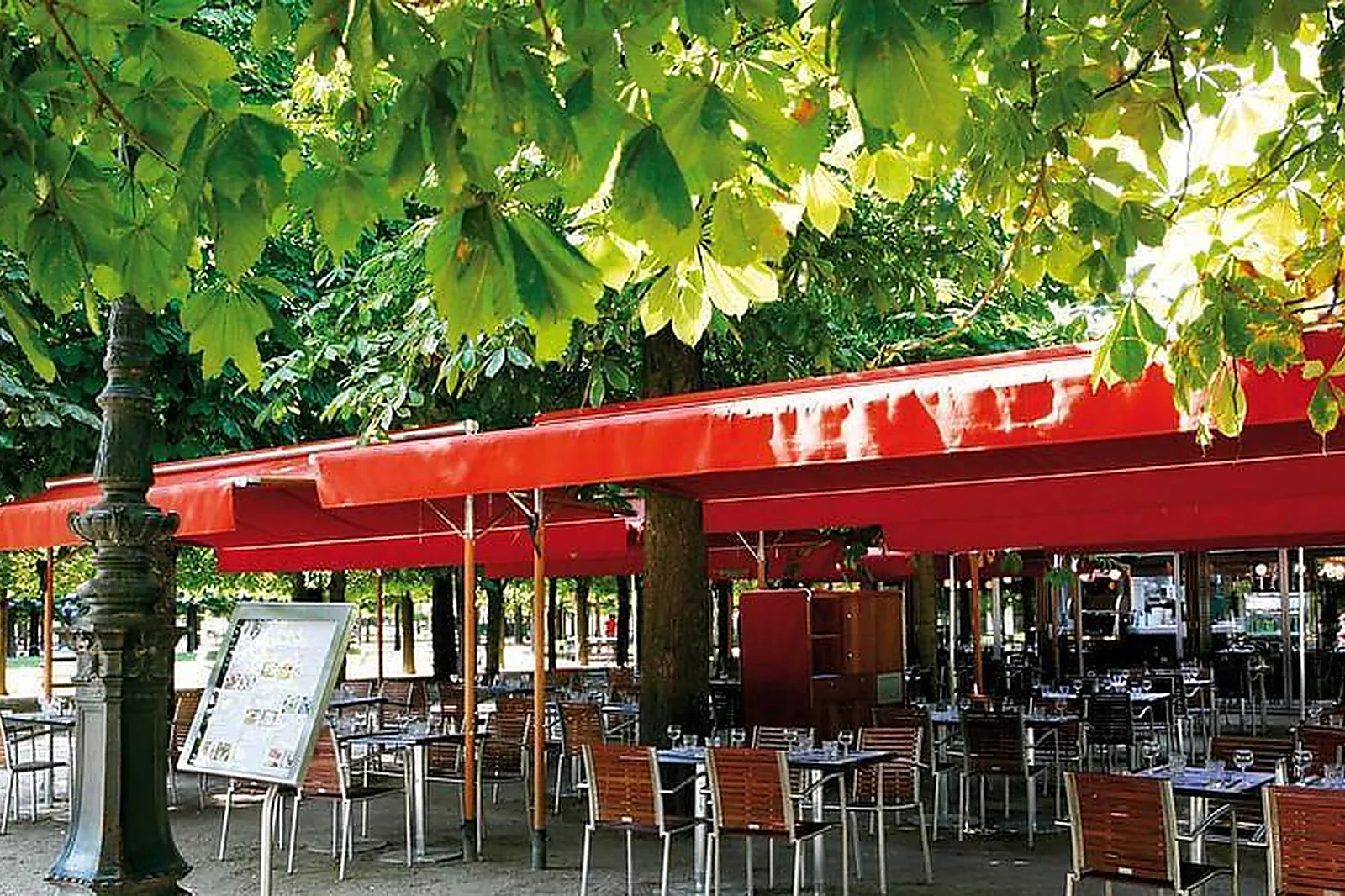 Lieux événementiels, CAFÉ DES MARRONNIERS