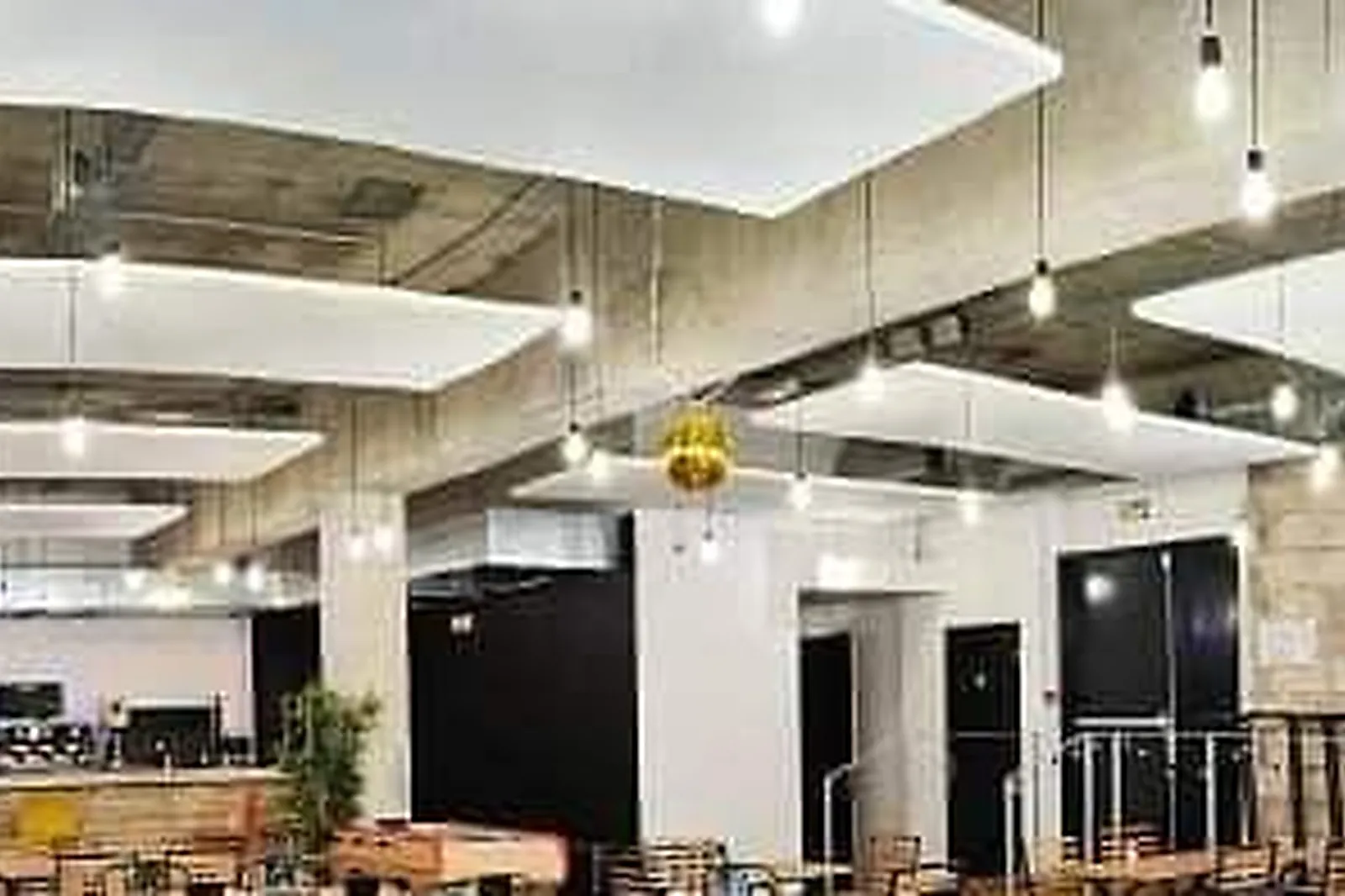 Lieux événementiels, CAFÉ DU VILLAGE