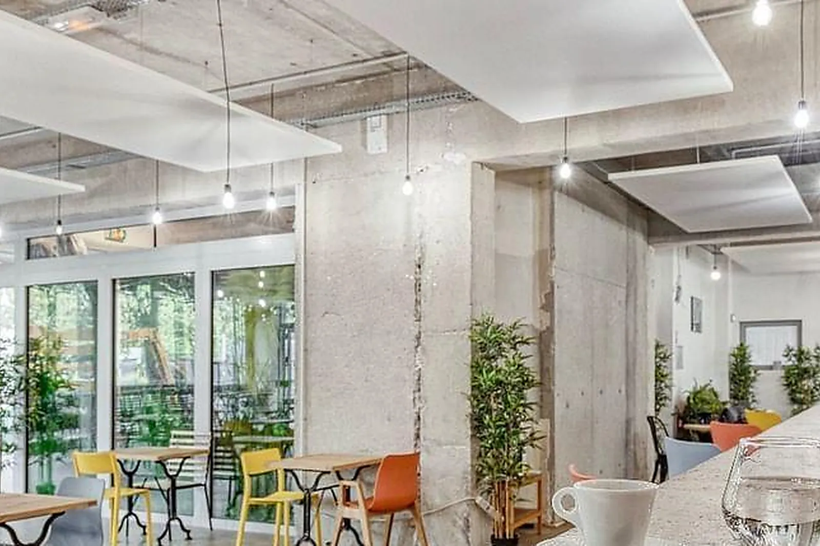 Lieux événementiels, CAFÉ DU VILLAGE