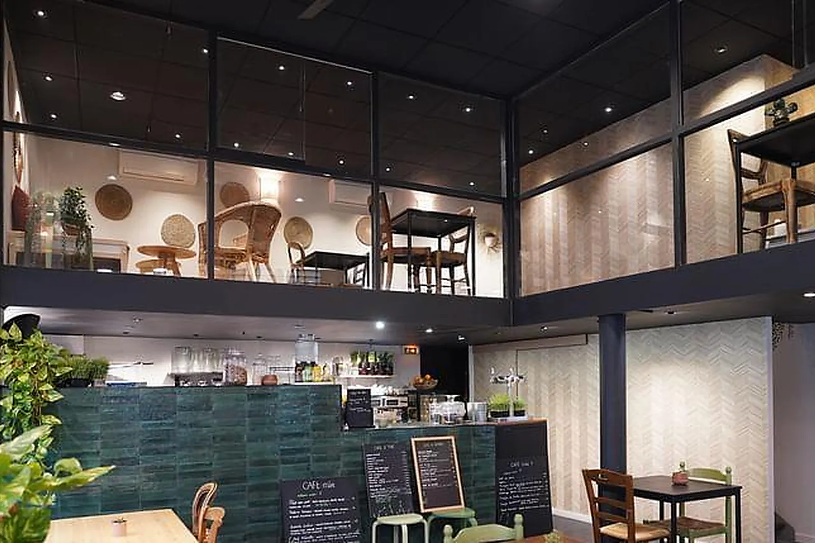 Lieux événementiels, CAFÉ MÃE