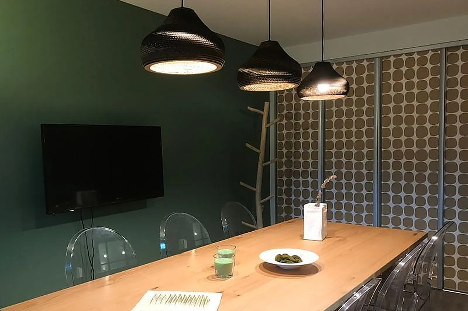 Lieux événementiels, CRAZY-VILLAS / CHATEAUBERT