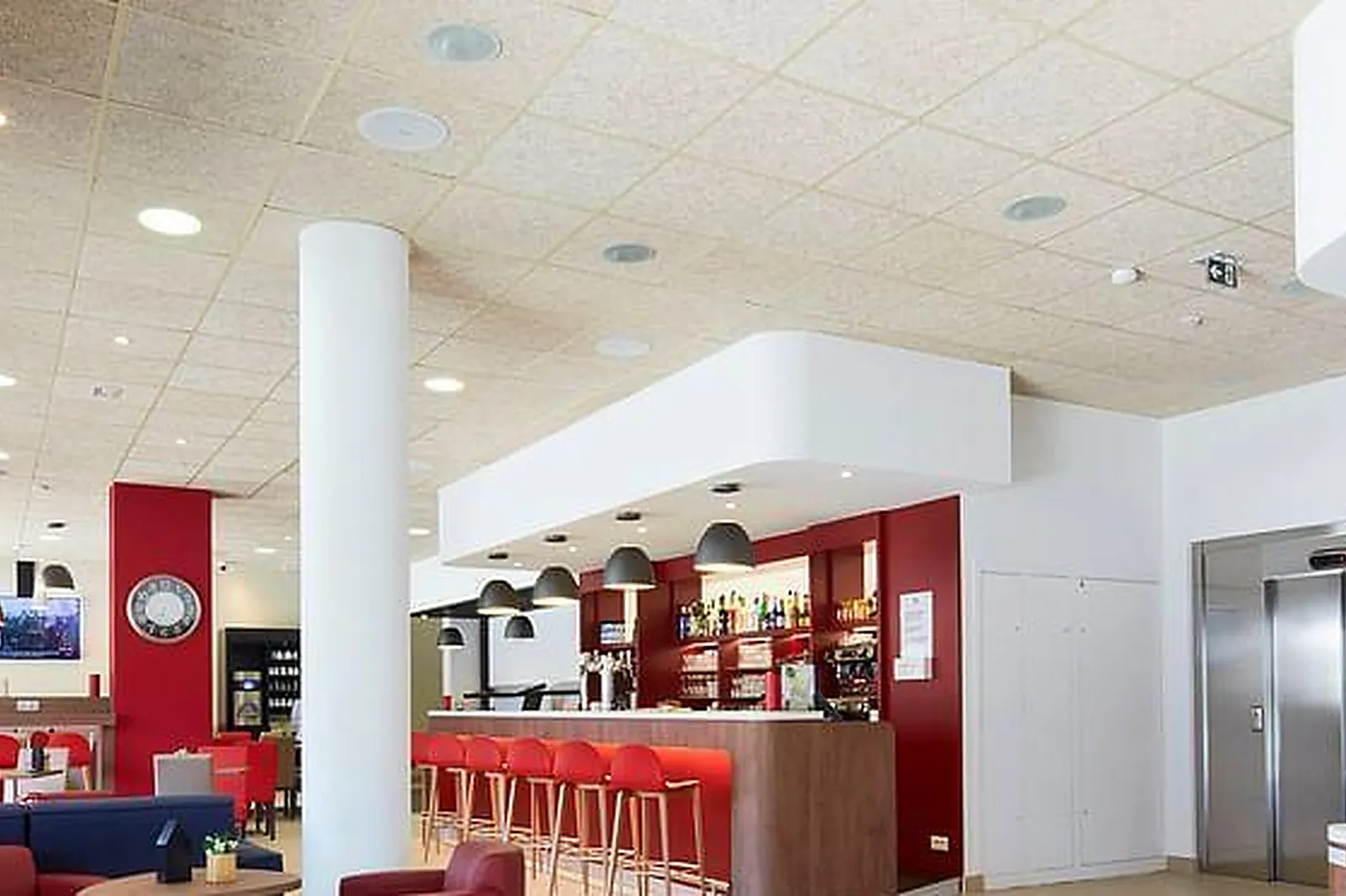 Lieux événementiels, CAMPANILE ALES CENTRE ***