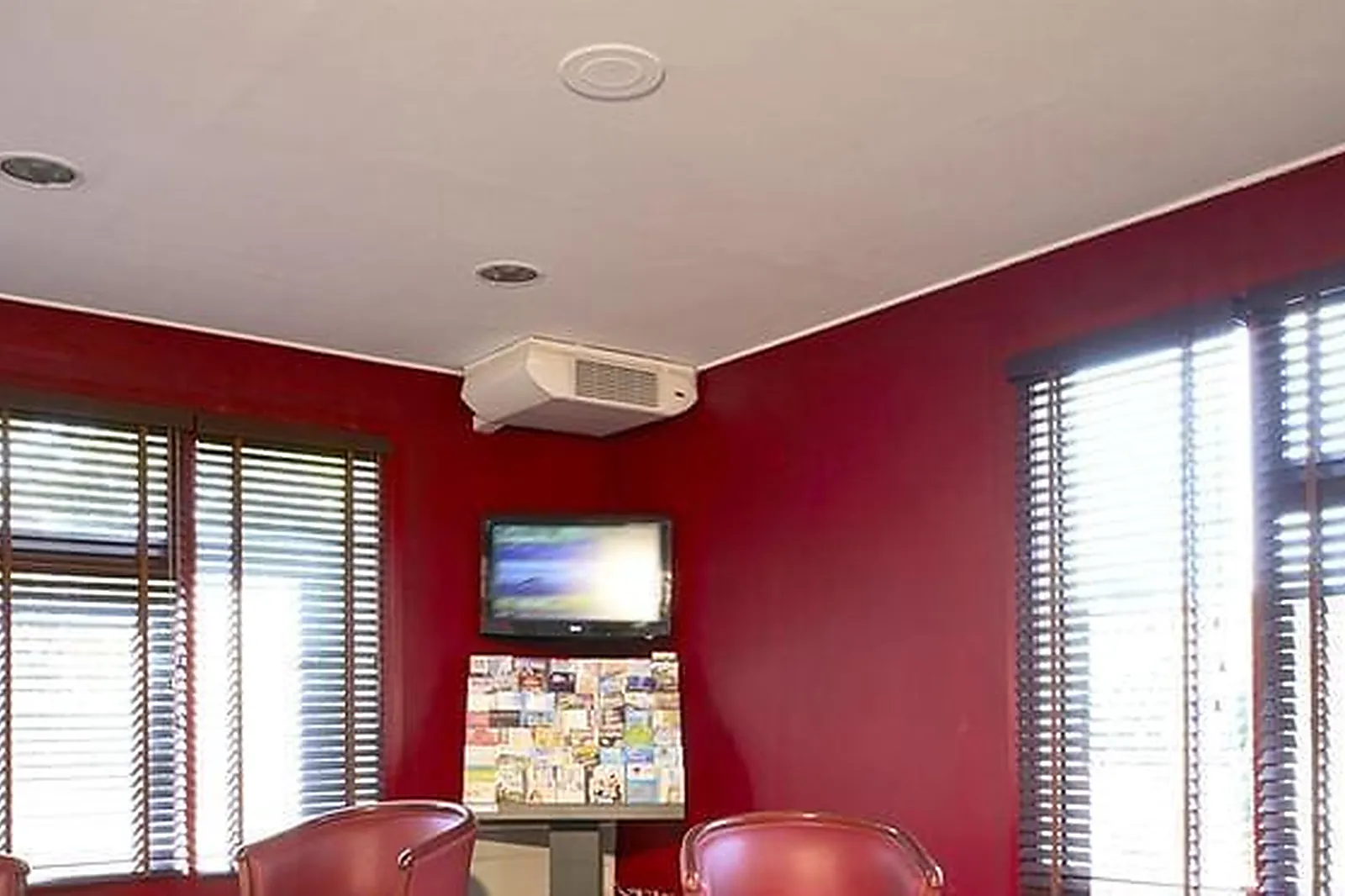 Lieux événementiels, CAMPANILE BÉTHUNE - FOUQUIÈRES LES BÉTHUNES ***