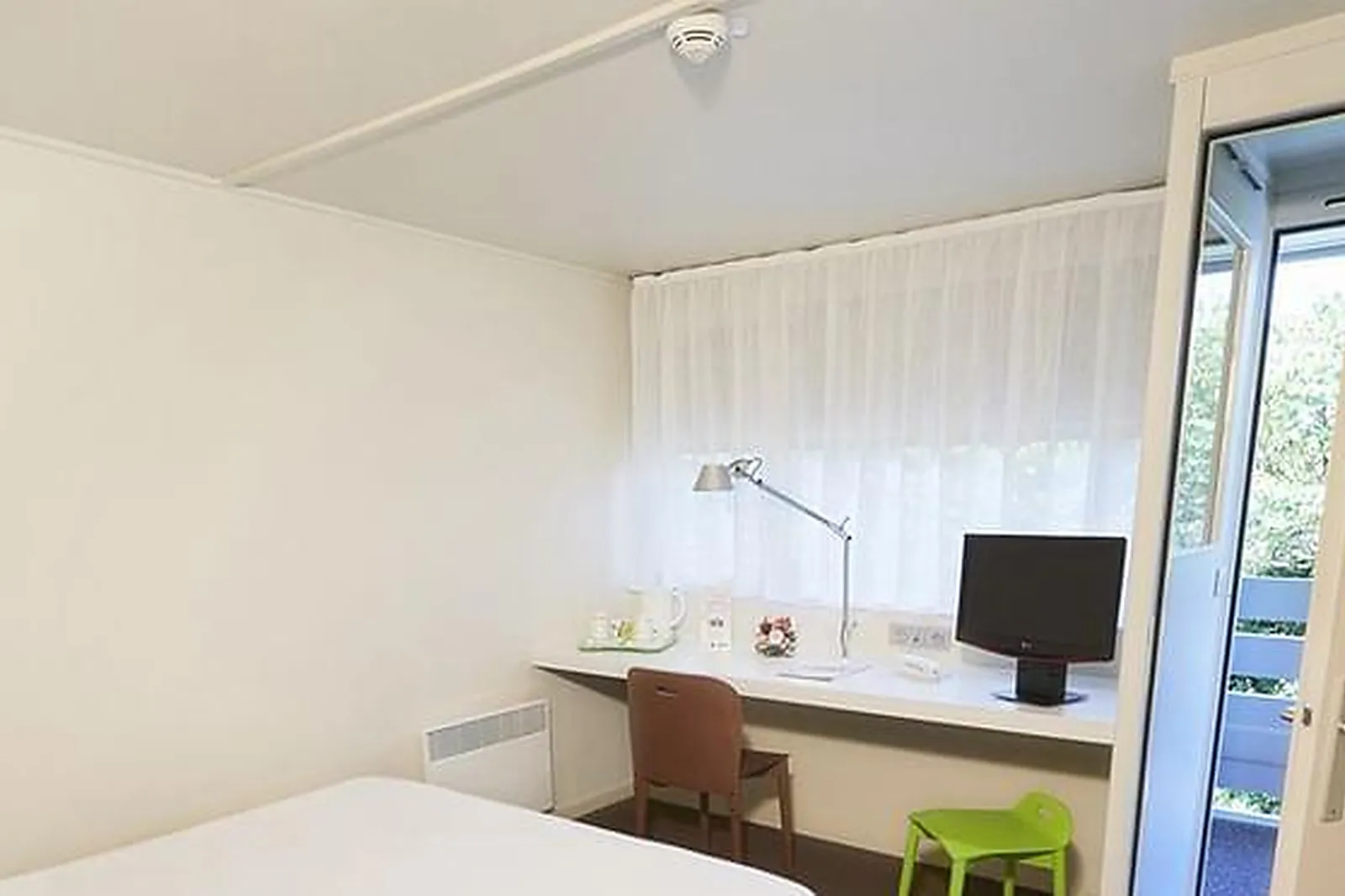 Lieux événementiels, CAMPANILE BÉTHUNE - FOUQUIÈRES LES BÉTHUNES ***