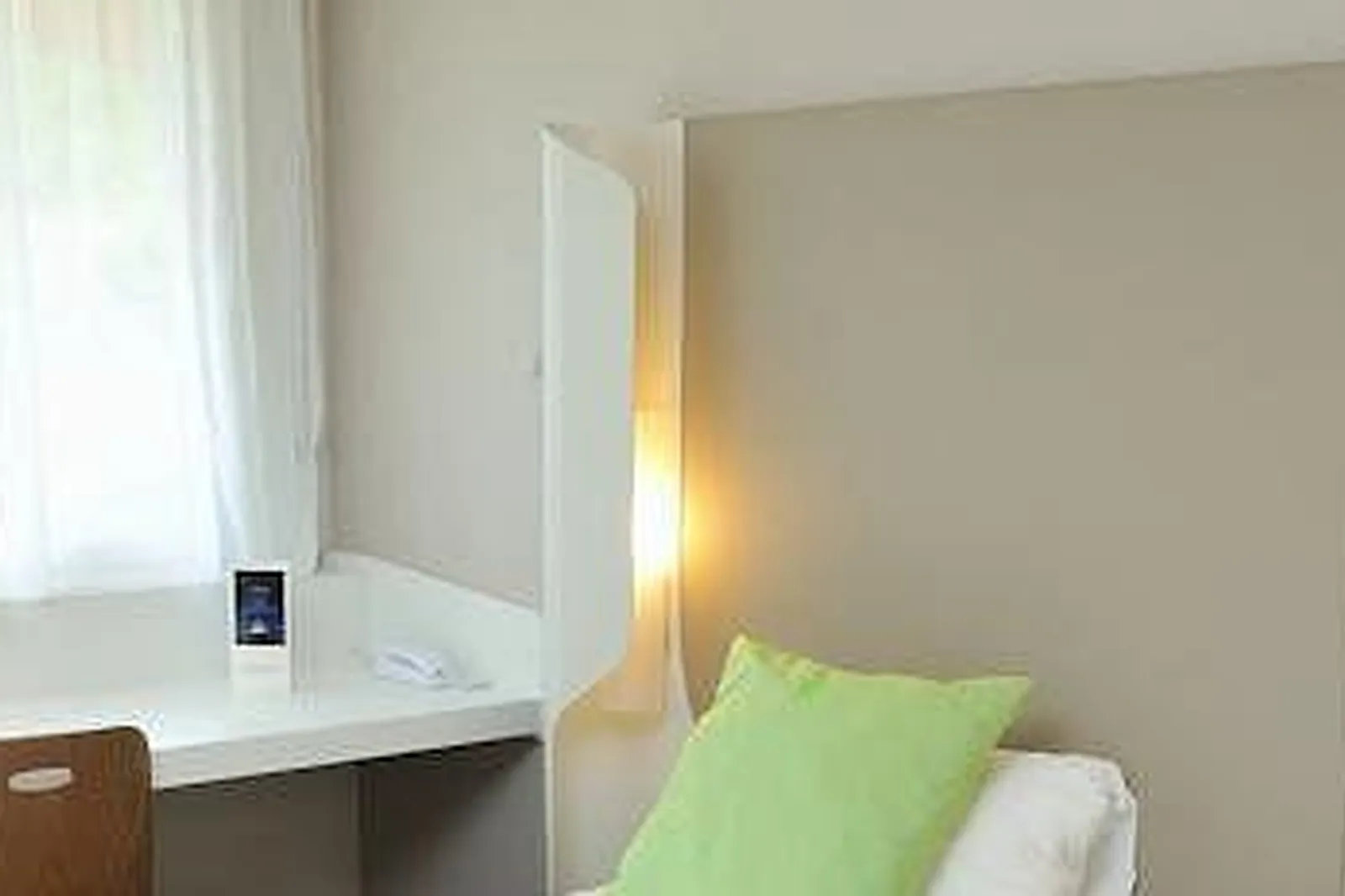 Lieux événementiels, CAMPANILE CLERMONT FERRAND - LE BRÉZET ***