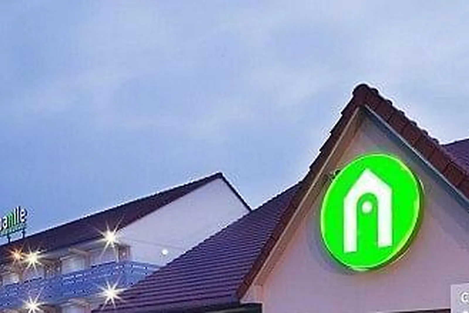 Lieux événementiels, CAMPANILE EPONE