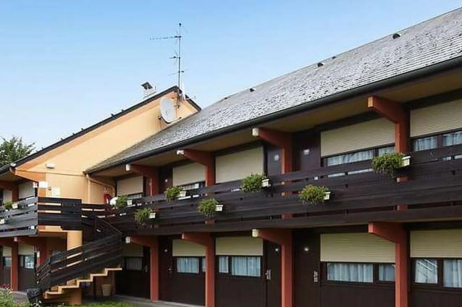 Lieux événementiels, CAMPANILE EVREUX