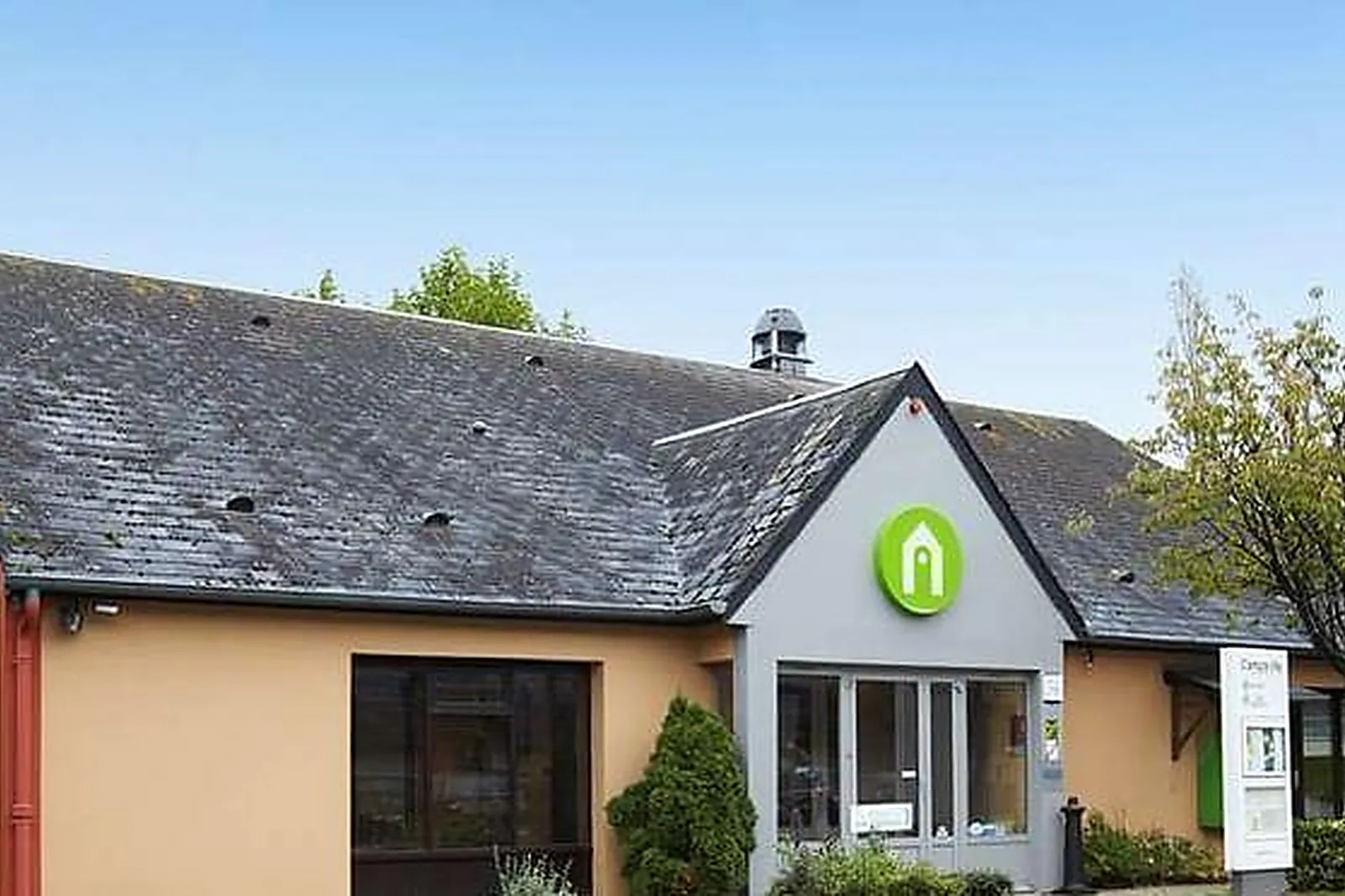 Lieux événementiels, CAMPANILE EVREUX