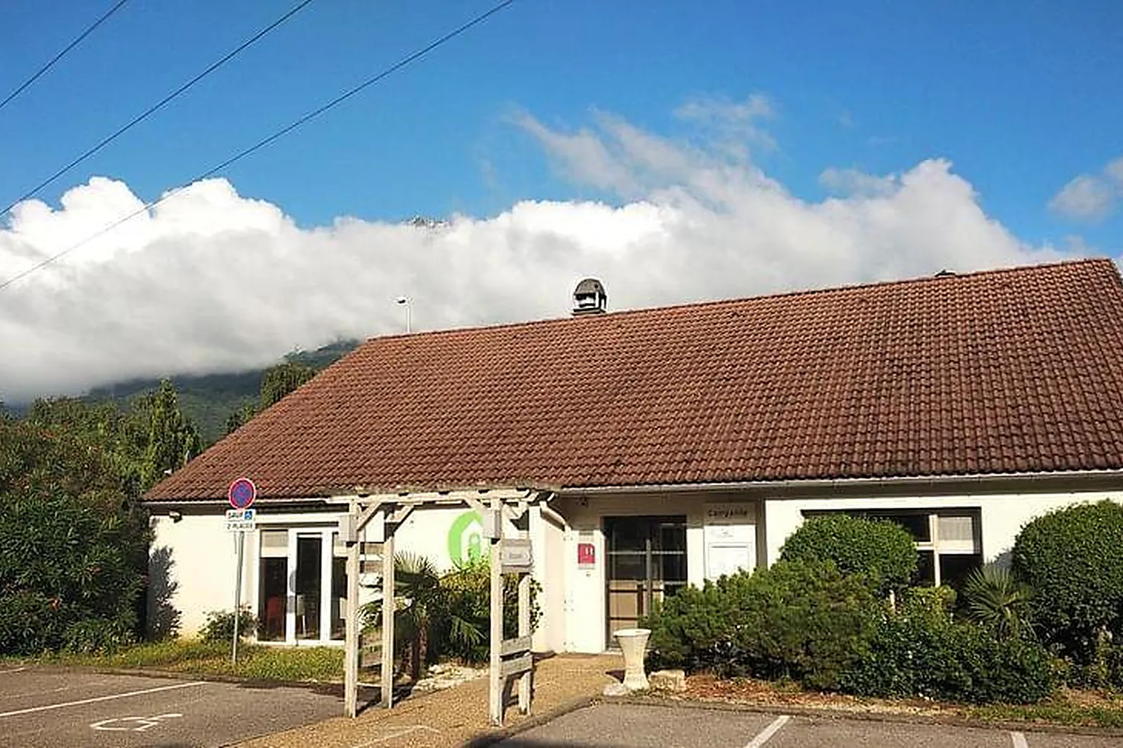 Lieux événementiels, CAMPANILE GRENOBLE SUD***