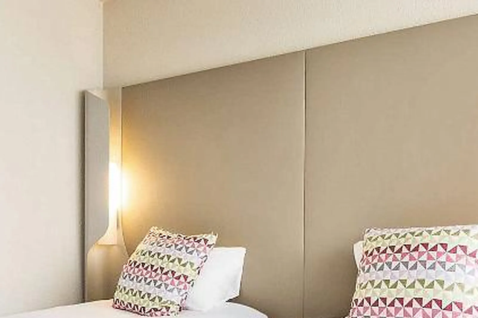 Lieux événementiels, CAMPANILE GRENOBLE SUD***