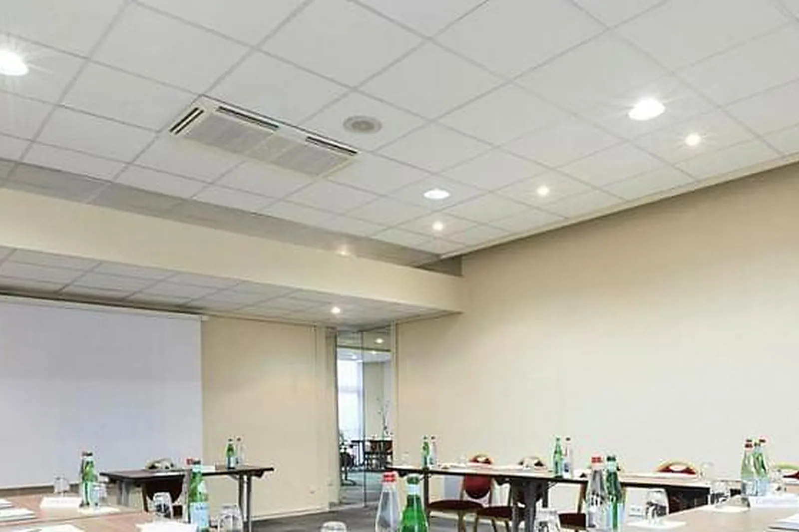 Lieux événementiels, CAMPANILE HÔTEL PARIS PORTE D'ORLÉANS - ARCUEIL / BAGNEUX***