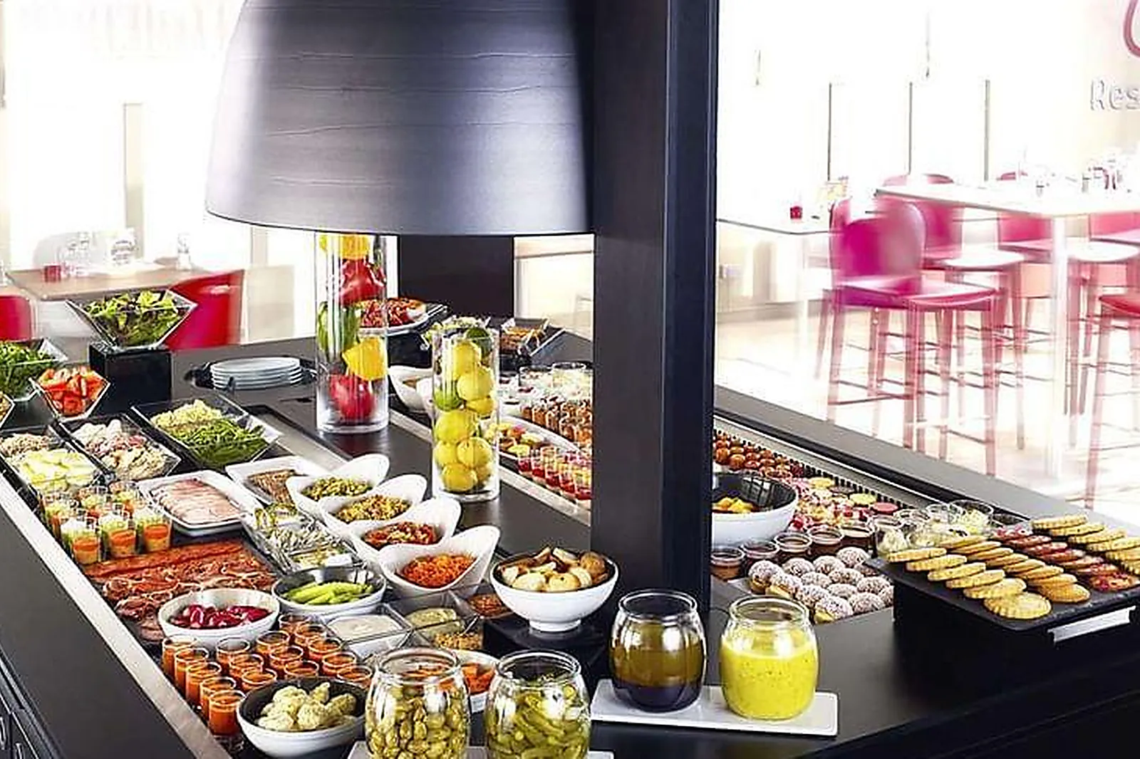 Lieux événementiels, CAMPANILE LILLE CUINCY***