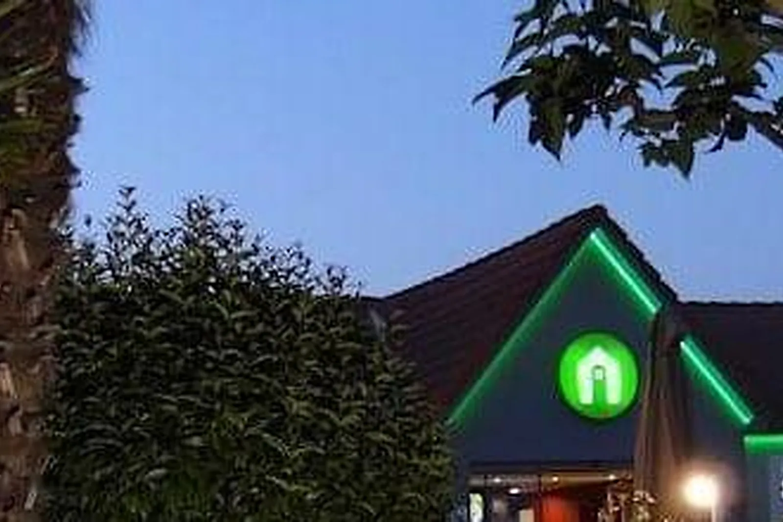 Lieux événementiels, ESPACE CLAN DESTIN