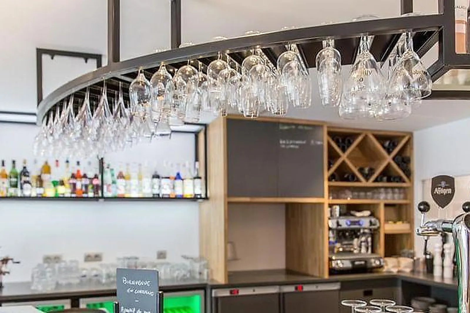 Lieux événementiels, CENTRE DE FORMATION INAKA