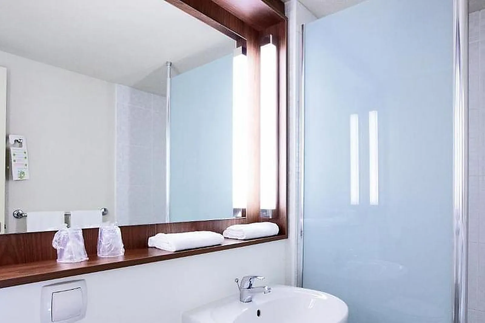 Lieux événementiels, CAMPANILE MONTBÉLIARD - SOCHAUX***