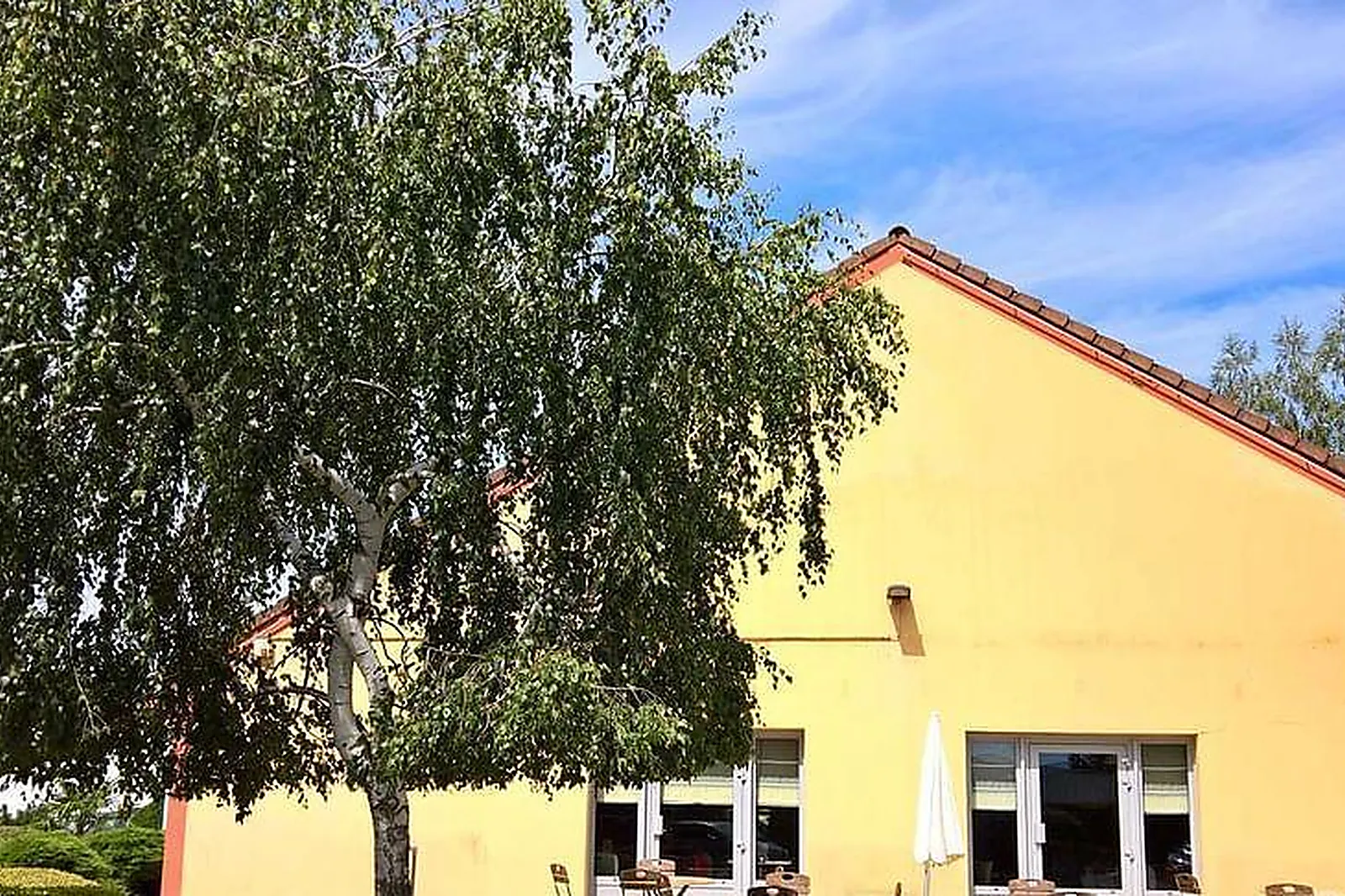 Lieux événementiels, CAMPANILE NEVERS VARENNES VAUZELLES**