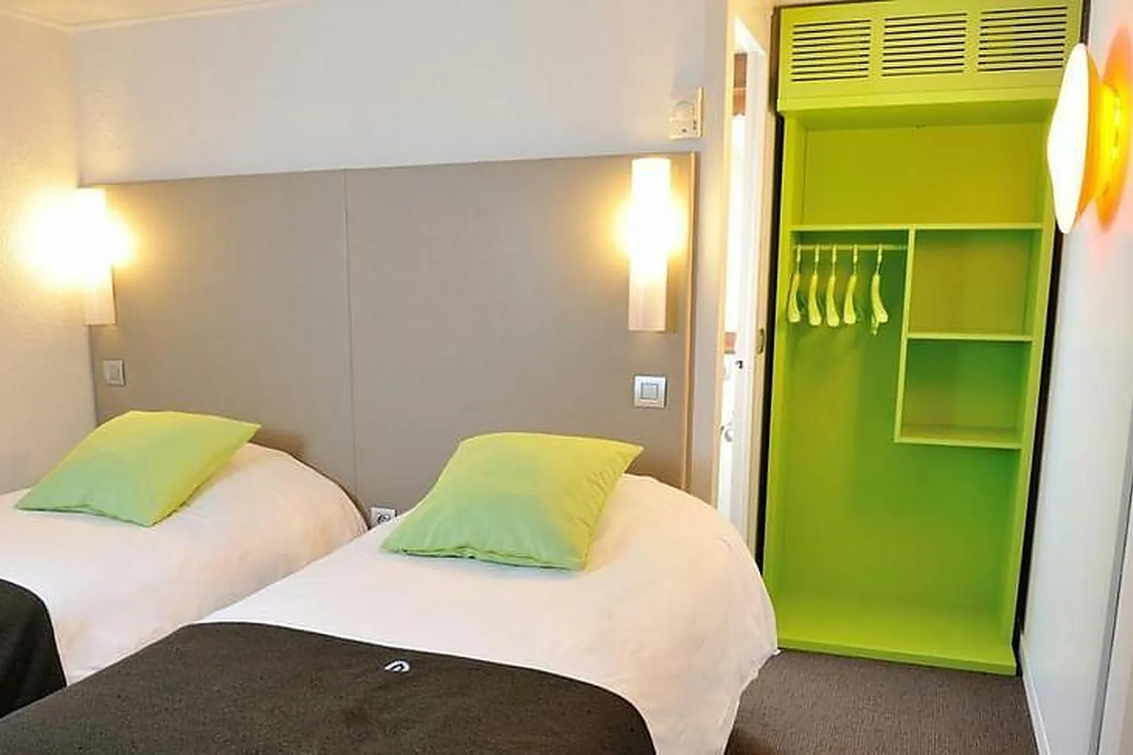 Lieux événementiels, CAMPANILE ORLÉANS SAINT MESMIN***