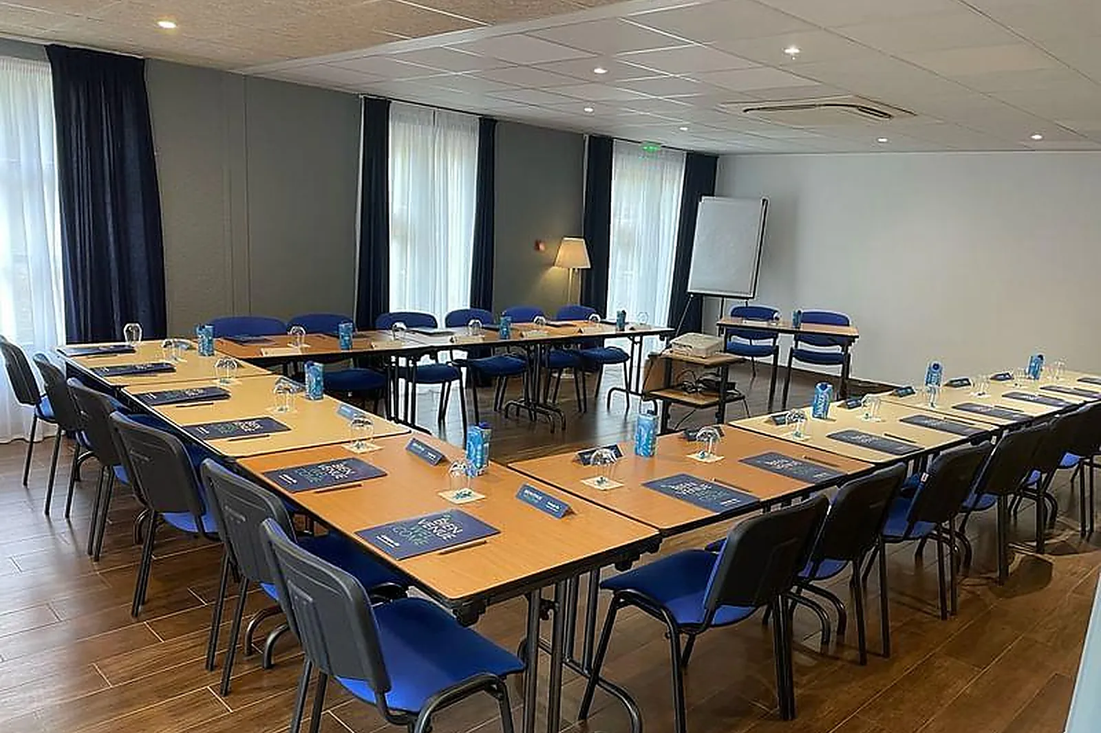 Lieux événementiels, IBIS GAP CENTRE ***