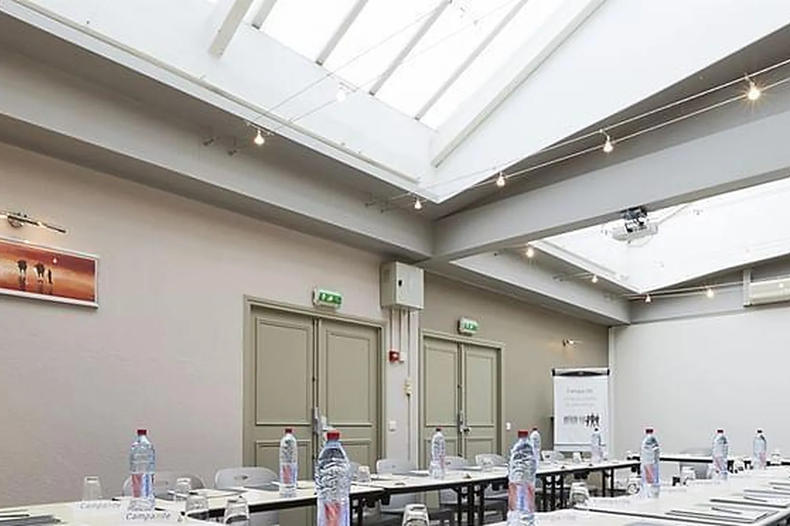 Lieux événementiels, CAMPANILE PARIS OUEST - PORTE DE CHAMPERRET LEVALLOIS ***