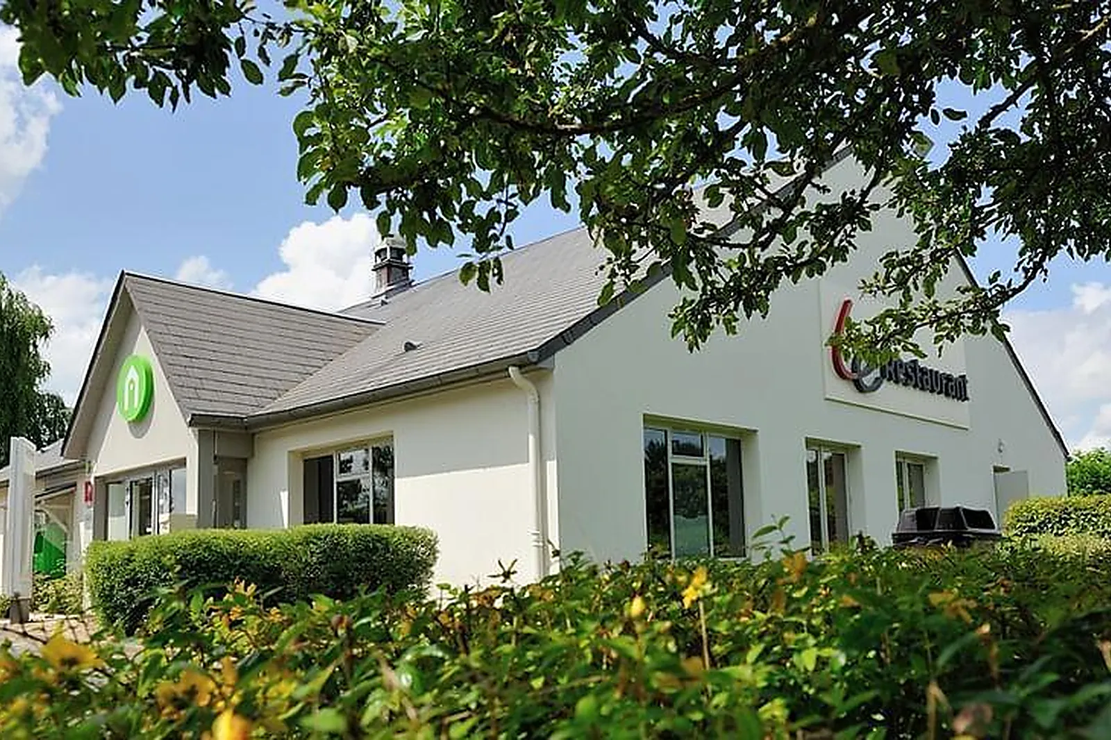 Lieux événementiels, CAMPANILE REIMS-SUD-EST TAISSY ***