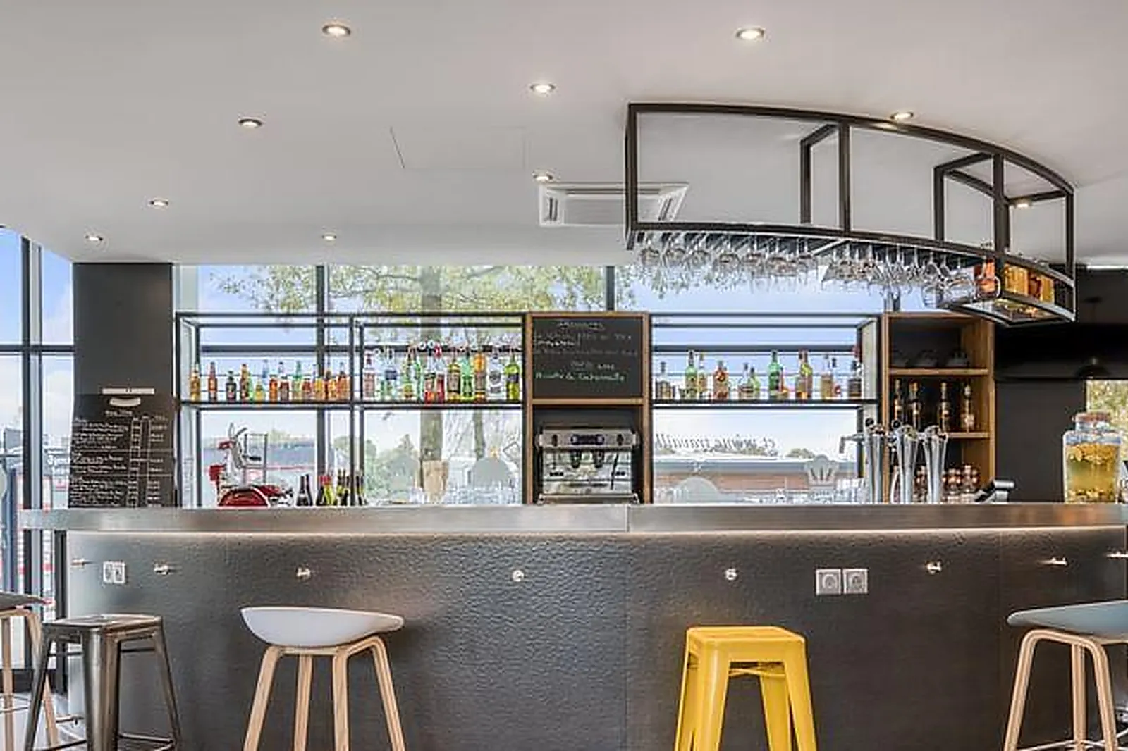 Lieux événementiels, CAMPANILE RENNES SUD ST JACQUES