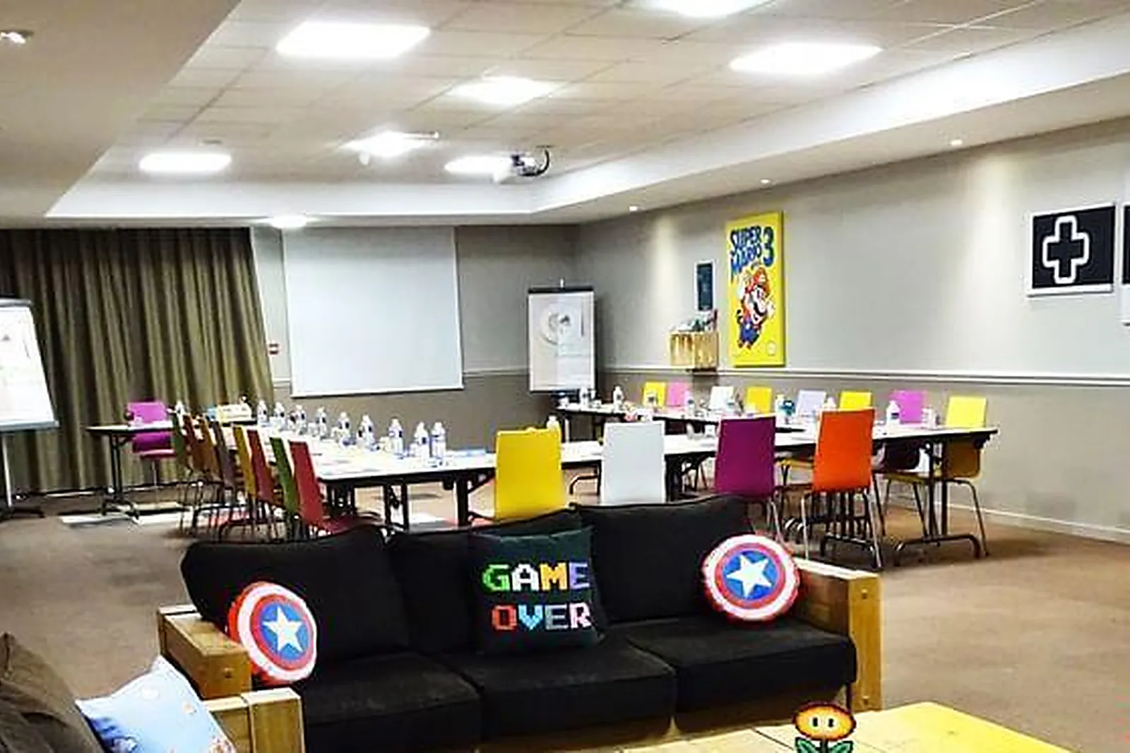 Lieux événementiels, CAMPANILE VAL DE FRANCE ***